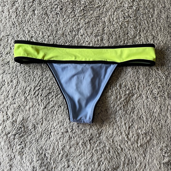 Neon Victoria secret bikini bottom - Picture 3 of 6
